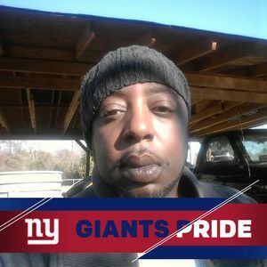 Meet your Posher, Levi